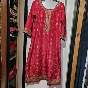 Desi three piece straight suit Indian/Bangladeshi/Pakistani traditional cloth